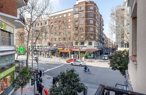 Cuatro Caminos Apartment | Stellar Cuatro Caminos 2BR, nr Santiago Bernabeu Stadium, by Blueground