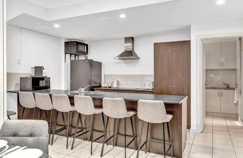 Kent Town House | Stellar - Spacious Rooftop Dreamscape in Adelaide
