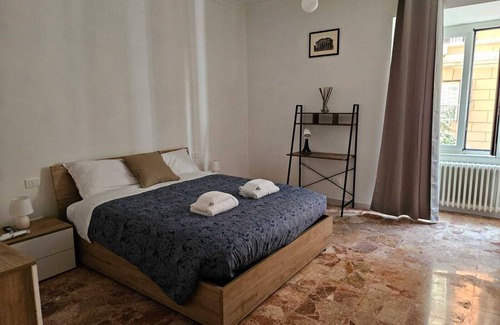 Salario House | Stendardi's House - Stanza 2 Bagno Esterno