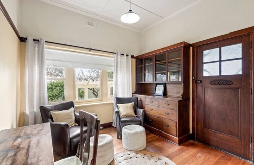 Portarlington House | Step back in time in the perfect family escape