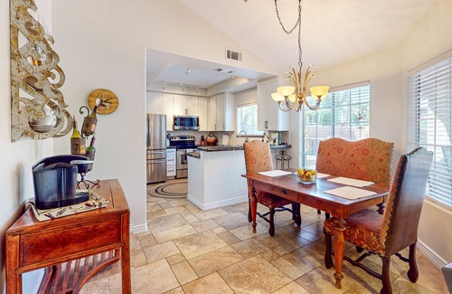 Pinnacle Peak Villas House | Step-free, dog-friendly home with pool, hot tub & grill