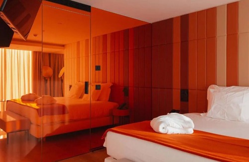 Sao Jorge de Arroios Hotel | Step into Lisbon’s Magic—Poolside Days & Light-Filled Nights