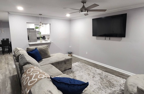 Dacula Apartment | Step into Peace 'W Bright View