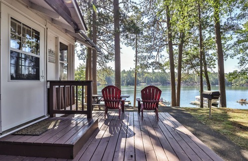 St Germain Cabin | Stepaway Vacation Rentals-Cozy Cottage