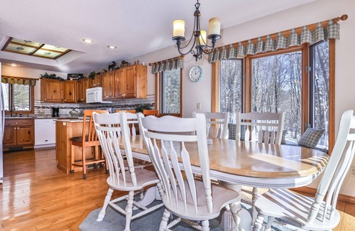 Woodruff House | Stepaway Vacation Rentals-Sweet Verna