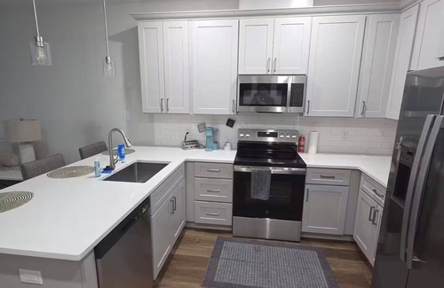 Stephenville House | Stephenville Station