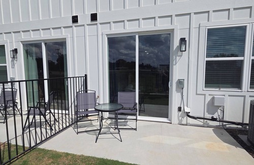 Stephenville House | Stephenville Station