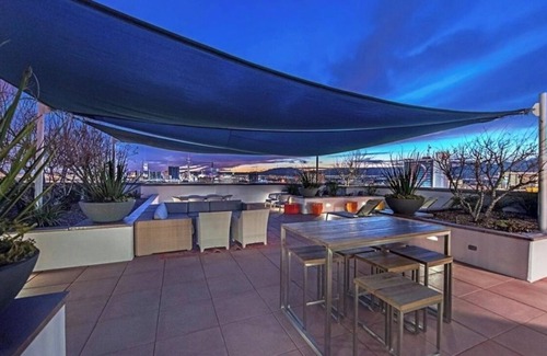 Downtown Las Vegas Condo | Steps Away from Downtown Action!
