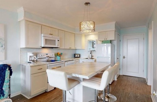 Morehead City Condo | Steps Away from the Ocean at Southwinds