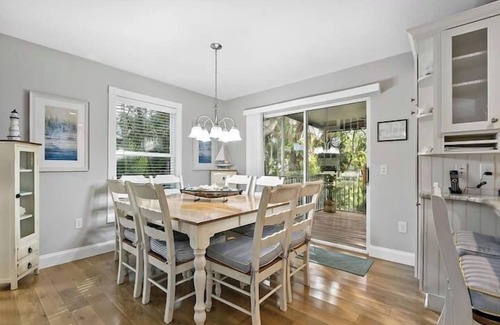 Holmes Beach House | Steps from Beach, Heated Pool & Tropical Views