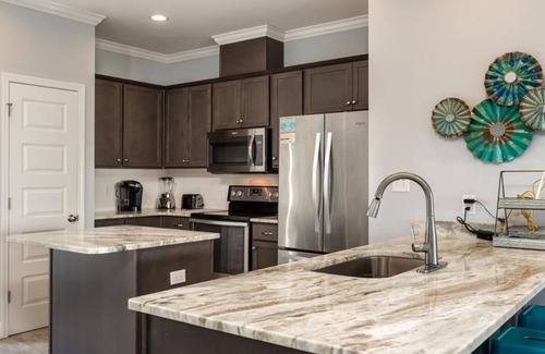 Dauphin Island House | Steps from the Beach! Water view from each bedroom! Great for multiple families!