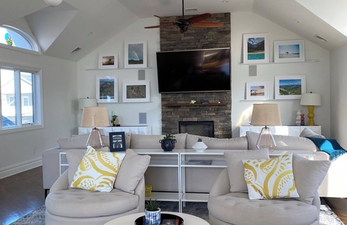 Alden Manor House | Steps from the beach! Beautiful 3-bedroom house in Long Beach