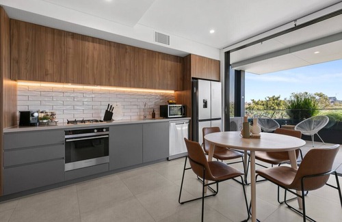 Coogee Apartment | Steps from the shore - Coogee Beachside Solace #5