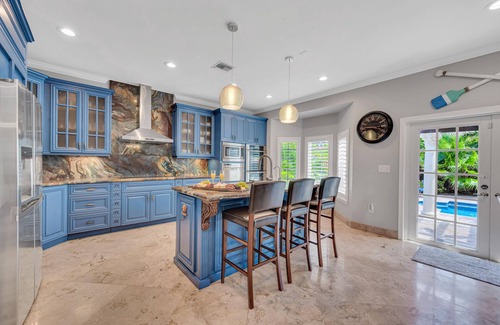 Birch Park Finger Streets House | Steps from the Beach/Heated Pool/Seaside Key