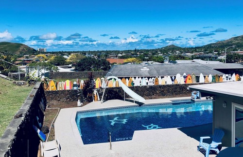 Enchanted Lake House | Steps to 2B/2B, full Kitchen, A/C, fixed rate 30-day lease, short term available