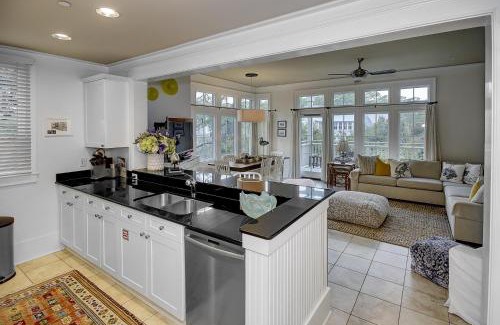 Beach District Apartment | Steps to Beach Club, Multi-Level WaterColor Condo, Slps 4, Perfect Location! condo
