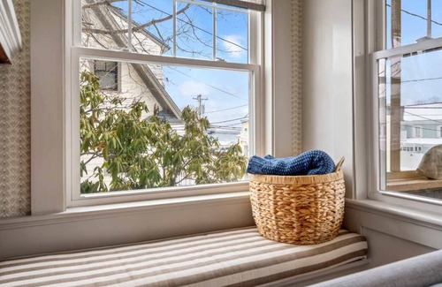 Ogunquit House | Steps to Beach & Downtown OGT | Screened in Porch