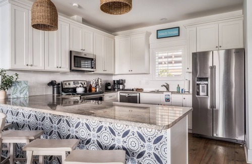 Gulf Shores House | Steps to Beach! Fam House w Pool! Sept 28-30 Open!
