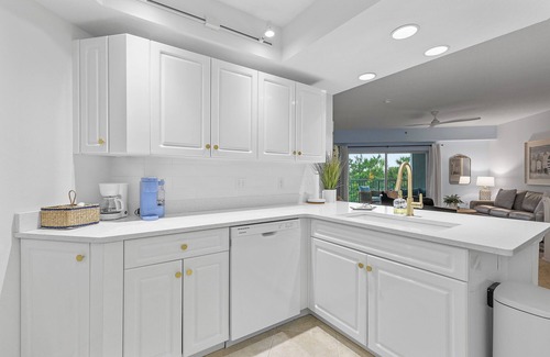 New Smyrna Beach Condo | 🏖️Steps to Beach | Pet Friendly | Stunning Interior | Oceanwalk 9-302🏖️