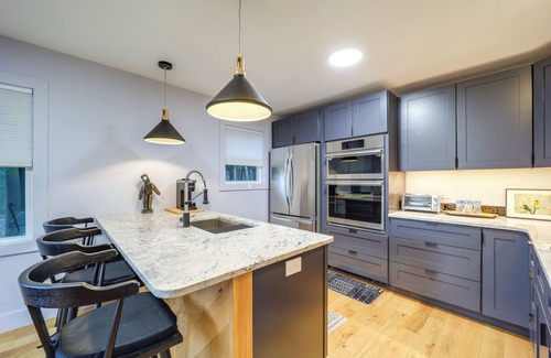 Blowing Rock Condo | Steps to Dtwn & Fabulous Restaurants: Chic Condo