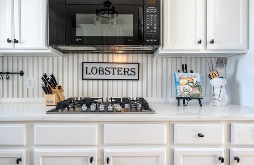 Hyannis House | Steps to Harbor & Dining! Updated Home Slps 12