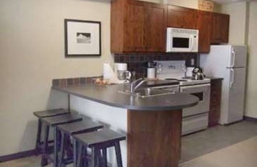 East Kootenay Condo | Steps to Lifts in Upper Village
