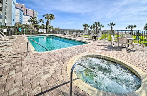 Myrtle Beach Condo | Steps to Ocean: Myrtle Beach Condo w/Balcony!
