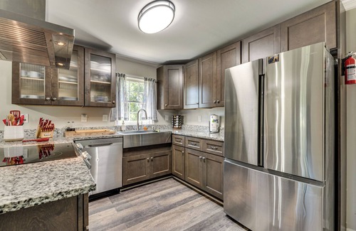 Douglasville House | Steps to Playground: Family Home in Douglasville!