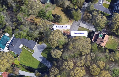 Hampton Bays House | Steps to Private Beach