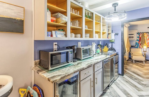 North Myrtle Beach Condo | Steps to Shore + Pier: Condo in North Myrtle Beach