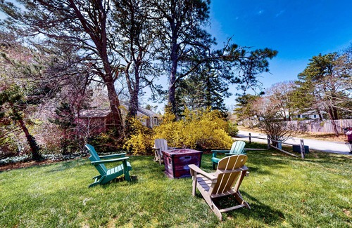 Wellfleet House | Steps to Shops, Eateries & Bike Trail Updated Wellfleet Retreat near Beach