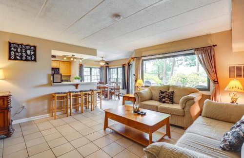 Lake Harmony Apartment | Steps to Shore Scenic Big Boulder Lake Condo!