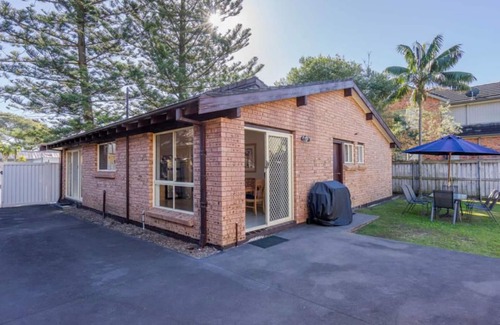 Wamberal House | Steps to Terrigal Beach