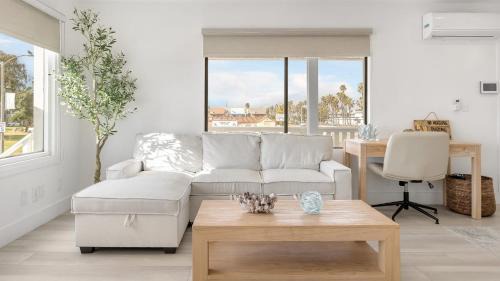 Sunset Beach House | Steps to the Beach 2 Units w Patio Fire Pit Pacific Coast Highway Buyout
