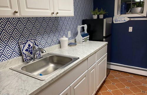 Long Beach Apartment | Steps to the beach and boardwalk