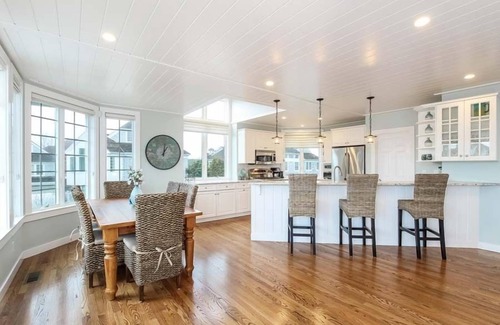 Mashpee House | Steps to the beach from in a seaside gated community rental home. RPMS030
