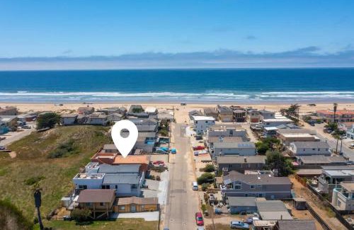 Oceano House | Steps to the Beach Rooftop Deck Firepit & BBQ