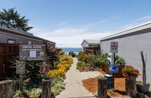 Cayucos House | Steps To The Beach!