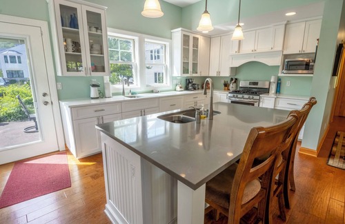 Michigan City House | Steps to the sand w/fenced yard & lake views
