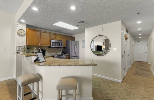 Destin House | Sterling Sands Resort by Panhandle Getaways