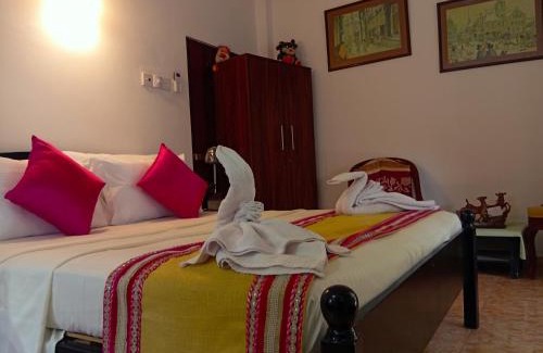 Ekala Bed & Breakfast | Steur Villa