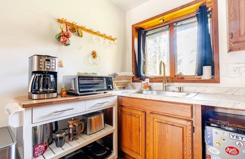 Baring Cottage | Stevens Ski Cottage - close to snow sports & river!