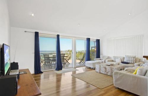 Manyana House | Sticks by the Sea - pet-friendly coastal home