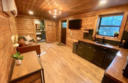 Greenville - Spartanburg Cabin | Sticks & Twine great cabin on a working farm on Paris Mountain close to it all