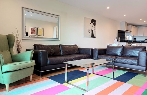 Vauxhall Apartment | Still Life Vauxhall Deluxe Two Bedroom Apartment