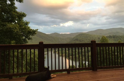 Butler Cabin | Still Waters Log Cabin Sits in a Mountain Lake Setting. Amazing Views!