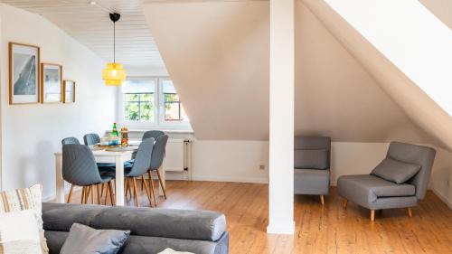 Bad Eilsen Apartment | Stilvolle Dachgeschosswohnung
