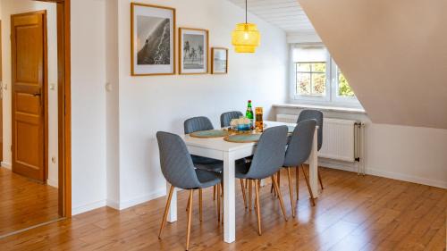 Bad Eilsen Apartment | Stilvolle Dachgeschosswohnung
