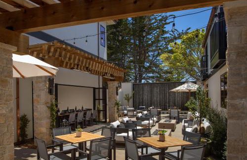 Northwest Carmel Hotel | Stilwell Hotel