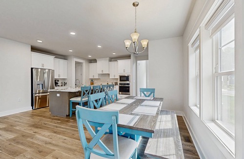 Ocean View Condo | Stingray Harbor condo with W/D, WIFI, close to restaurants